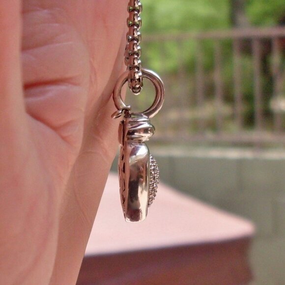 Retired David Yurman Diamond Heart Pendant w/Chain - 18K/925 - Gift Boxed - Picture 4 of 10